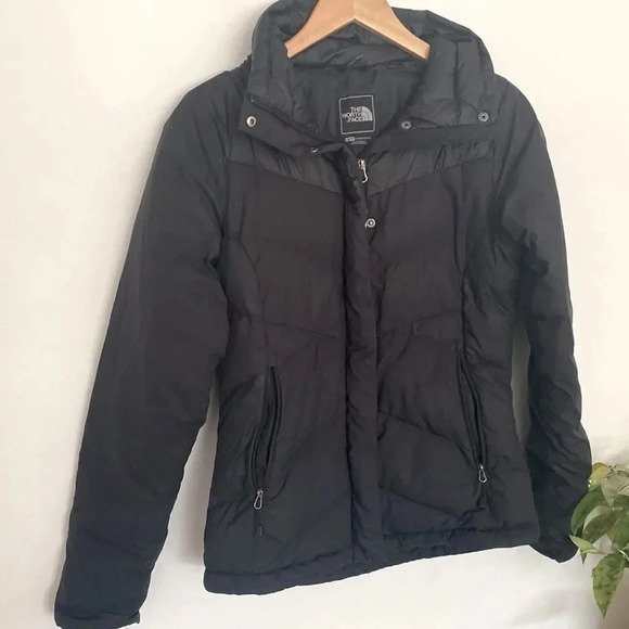 The North Face Jackets & Blazers - Northface puffer jacket black size XS 650 down jacket great pre owned condition
